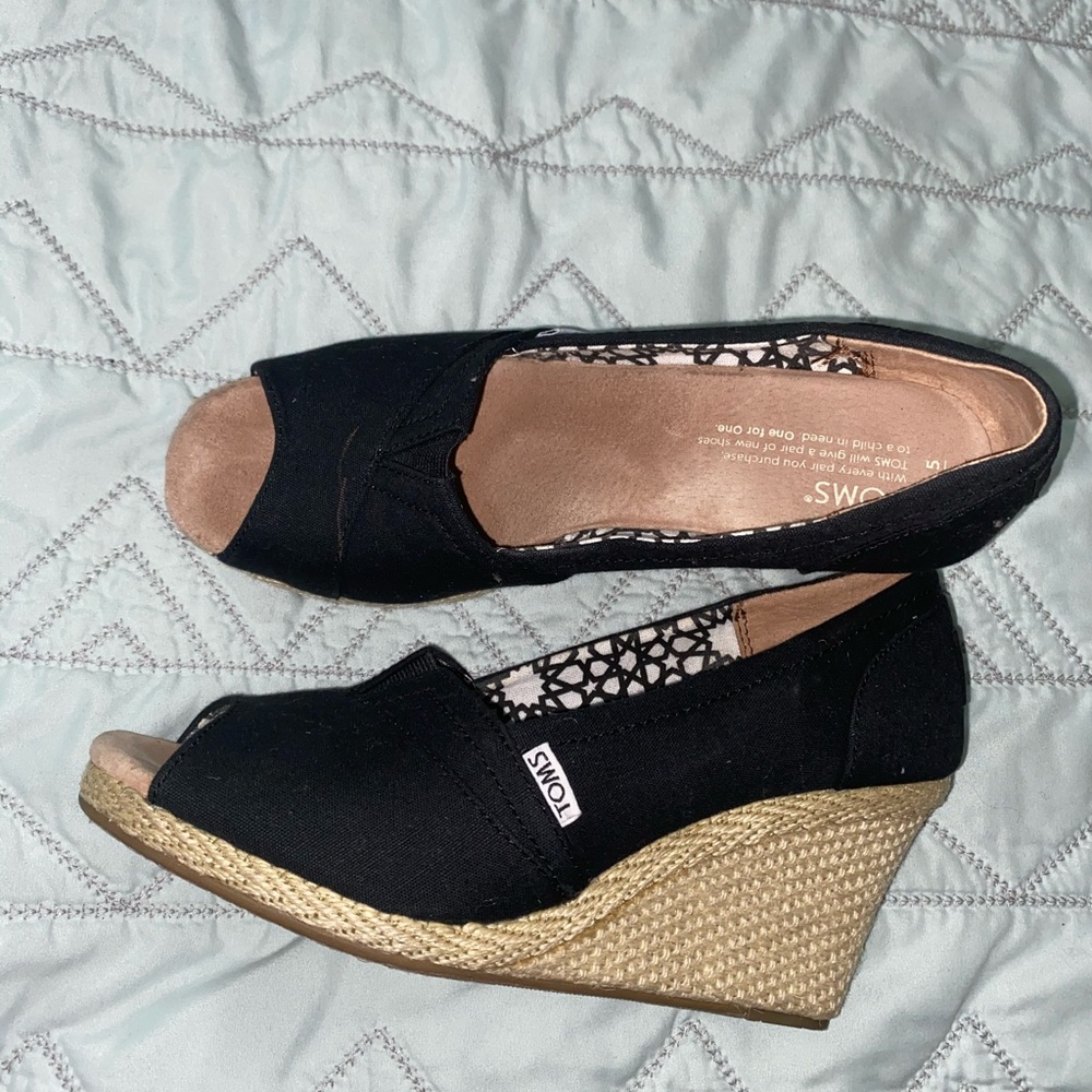 Toms wedges